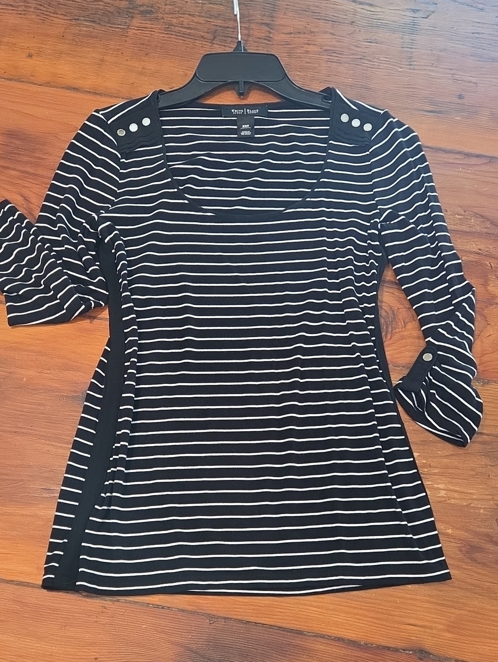 White House Black Market Striped Slimming Side Panel Ling Sleeve Stretchy XXS